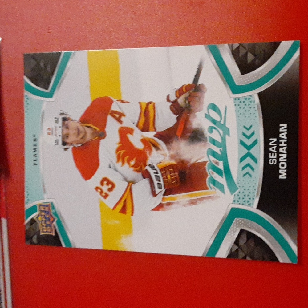 Sean Monahan Calgary Flames NHL Hockey Trading Cards & Sticker X 11 - Picture 11 of 16